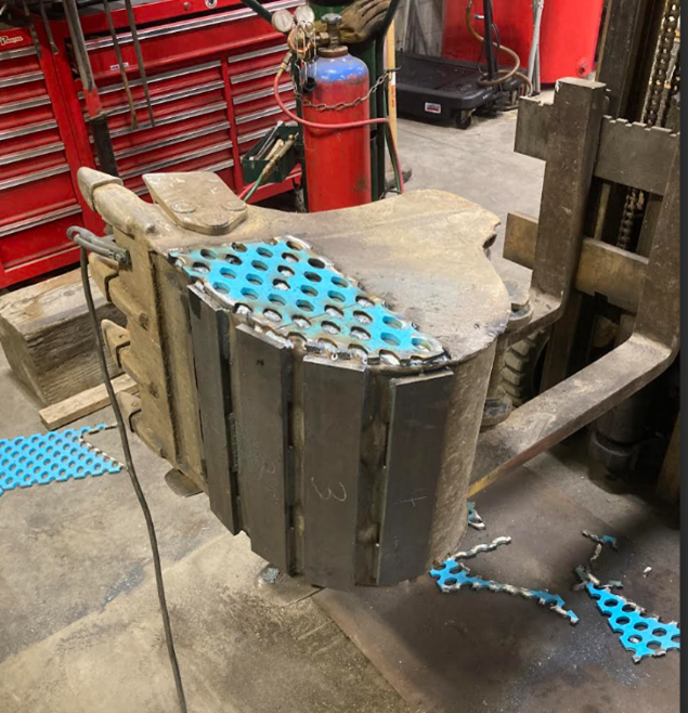 Heavy Equipment Repair Welding - Bucket Repair 1 Heavy Equipment Repair Welding - Bucket Repair 1